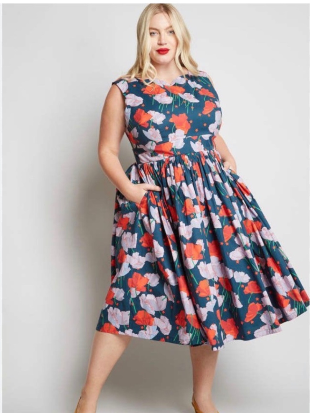 Plus-size Flowers dress
